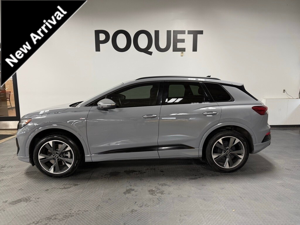 2024 Audi Q4 e-tron Prestige's photo