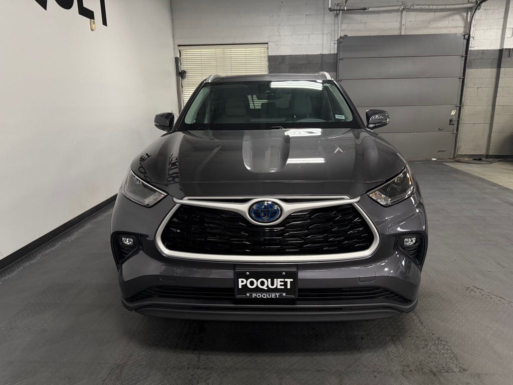 Used 2024 Toyota Highlander Hybrid XLE SUV