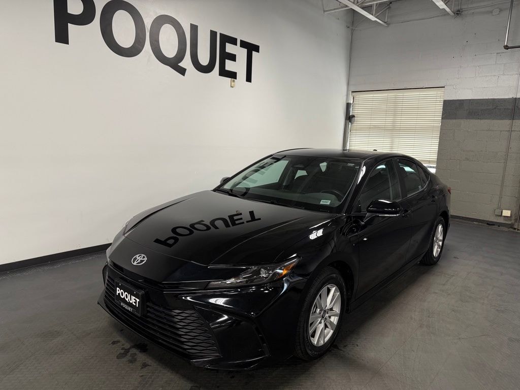 Used 2025 Toyota Camry Hybrid LE Sedan
