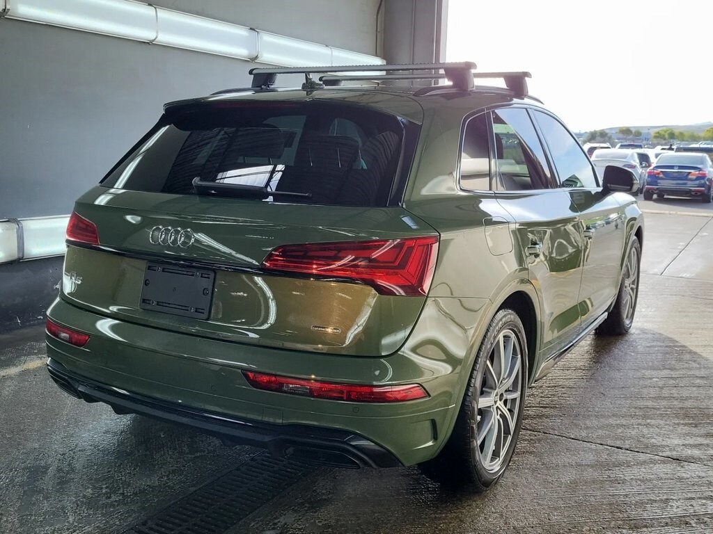 2022 Audi Q5 55 Premium Plus photo 2