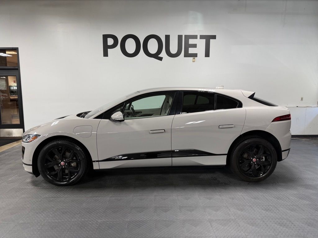 2020 Jaguar I-PACE EV400 S's photo