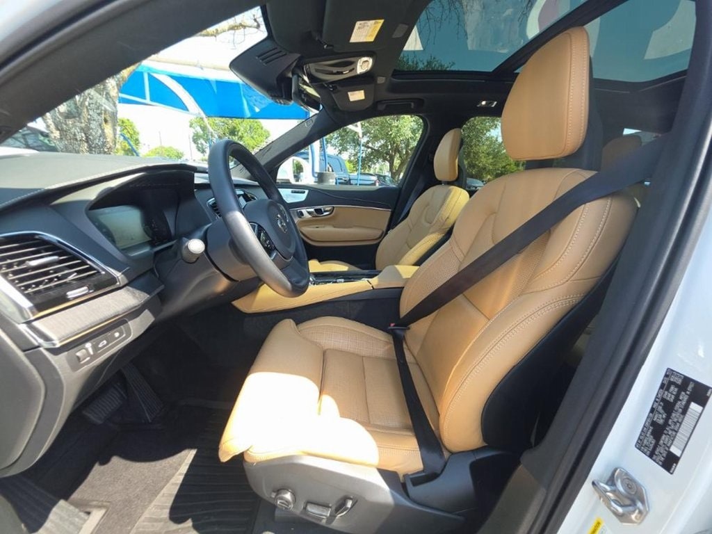 Used 2022 Volvo XC90 Recharge Plug-In Hybrid T8 Inscription 7 Passenger SUV
