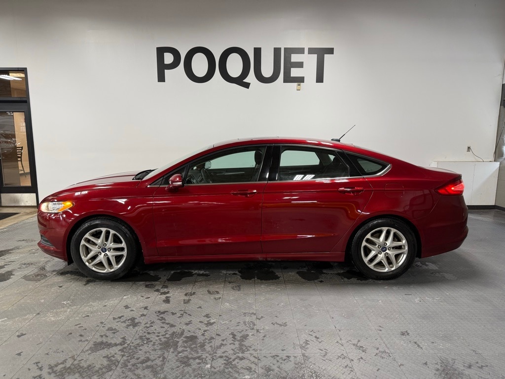 Used 2013 Ford Fusion SE Sedan