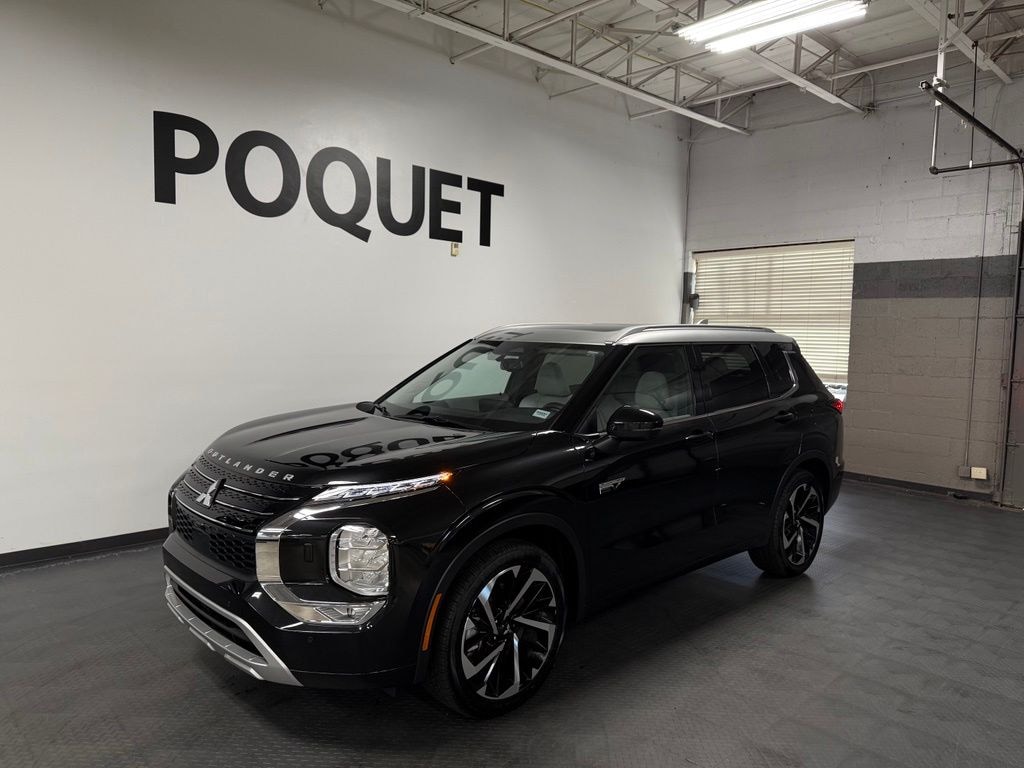 Used 2025 Mitsubishi Outlander PHEV SEL Black Edition SUV