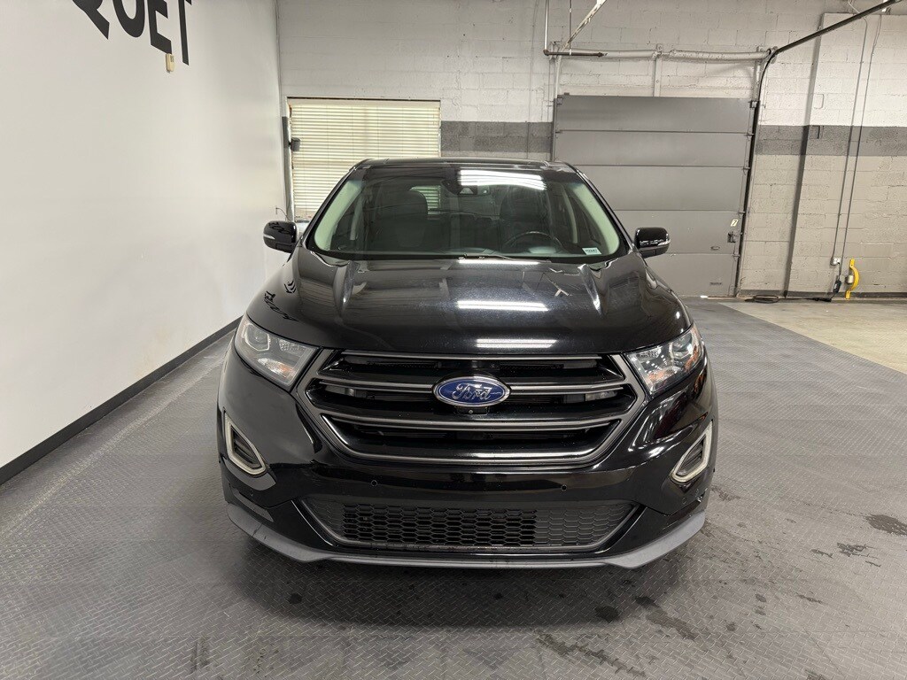 2018 Ford Edge Sport photo 3