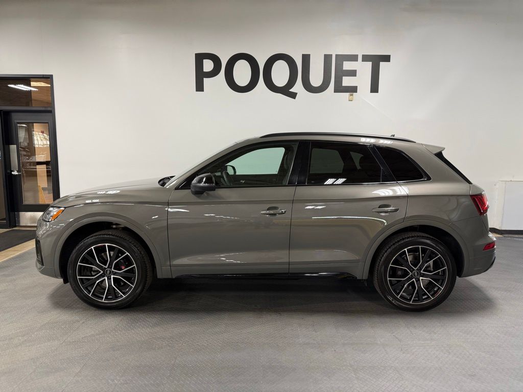 2024 Audi SQ5 Premium Plus's photo