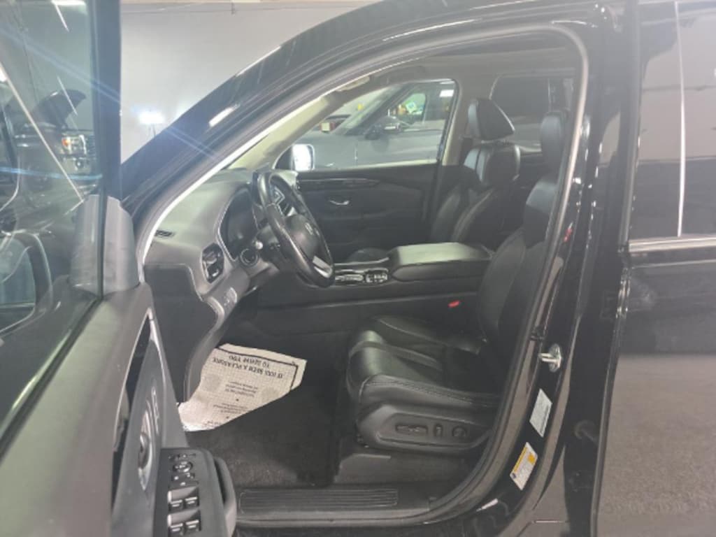 Used 2024 Honda Pilot Touring SUV