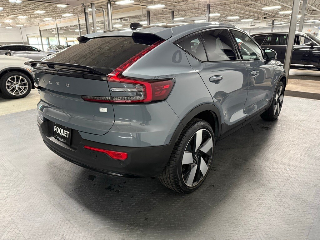 2023 Volvo C40 Recharge Ultimate photo 3