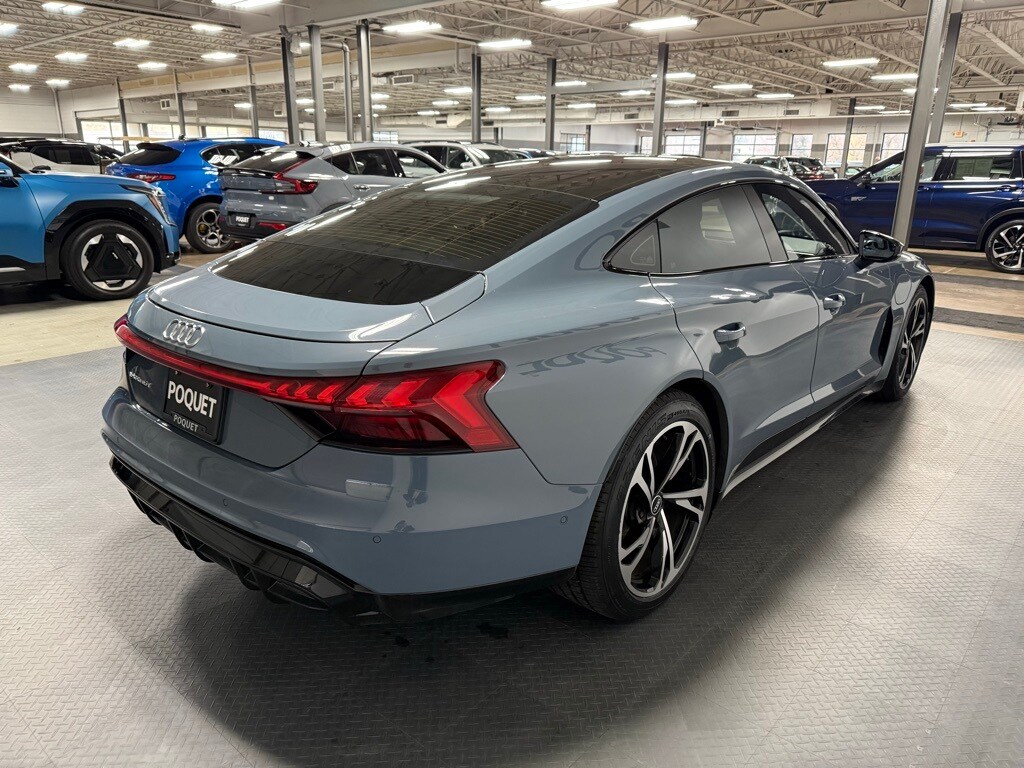 2022 Audi e-tron GT Prestige photo 4
