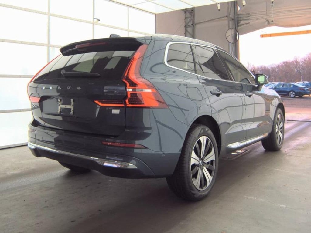 Used 2023 Volvo XC60 Recharge Plug-In Hybrid T8 Plus Bright Theme SUV