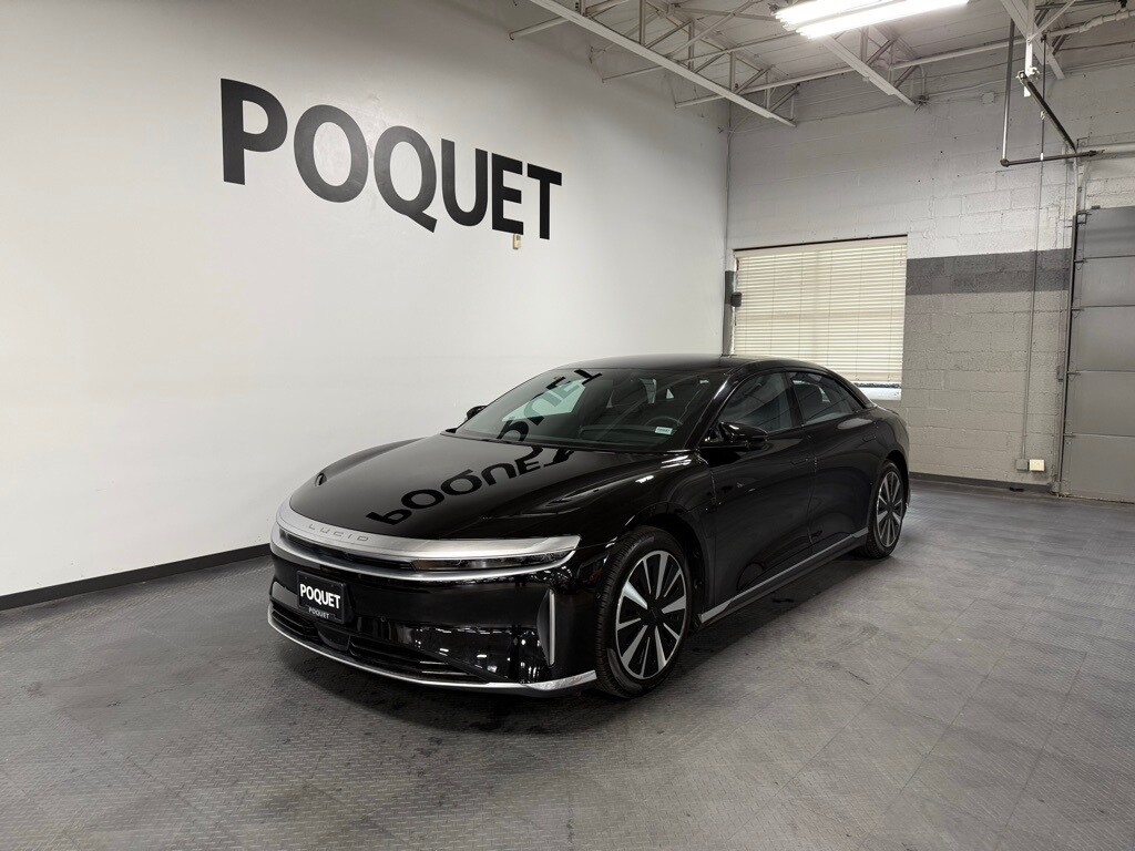 2024 Lucid Air Touring photo 2