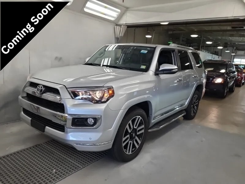 2017 Toyota 4Runner Limited's photo
