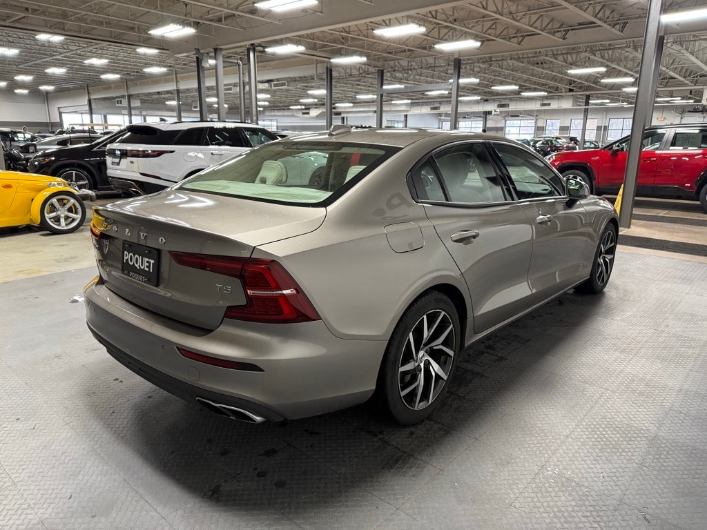 Used 2020 Volvo S60 T5 Momentum Sedan