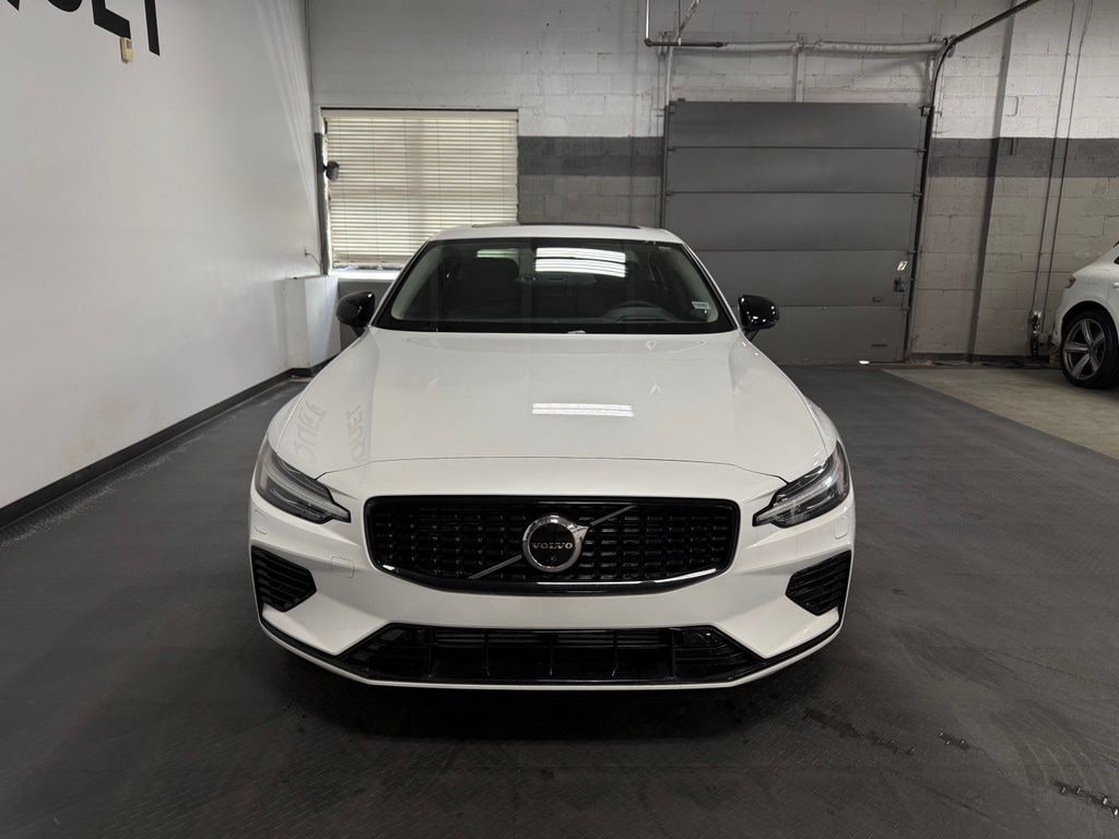 Used 2023 Volvo S60 Recharge Plug-In Hybrid Ultimate Sedan