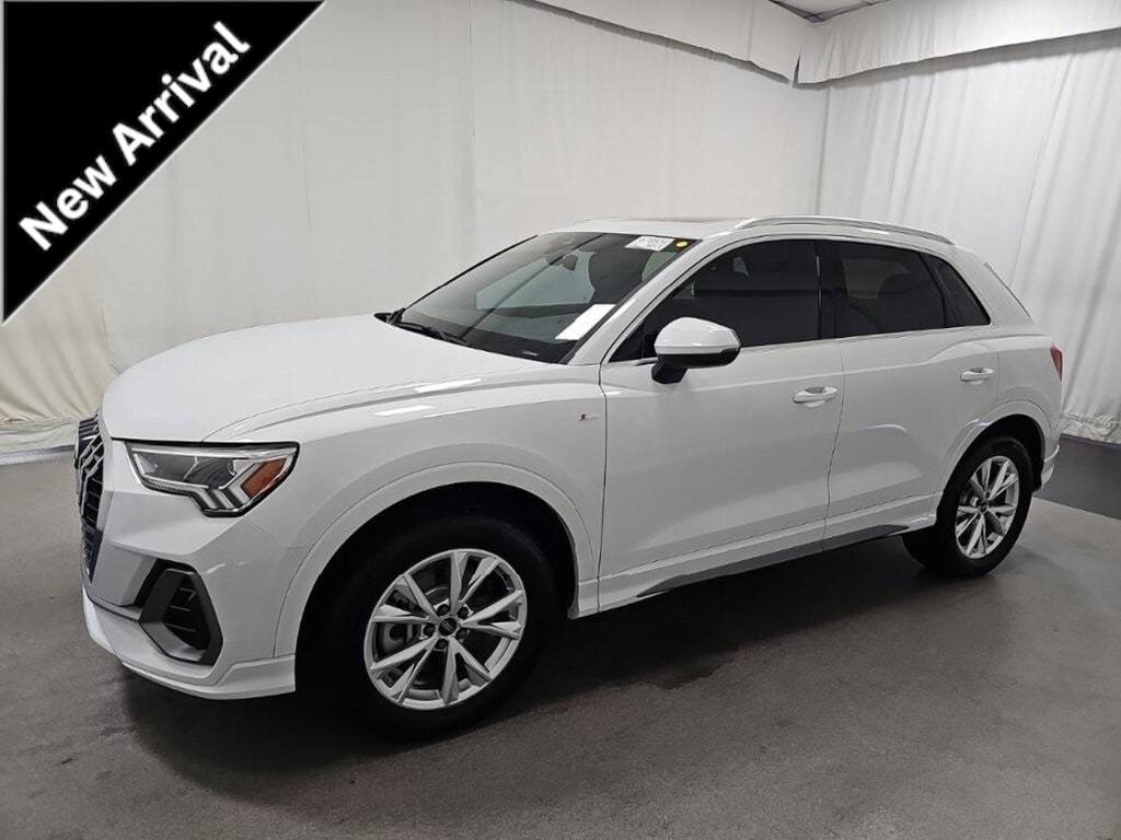 2023 Audi Q3 S Line Premium Plus's photo