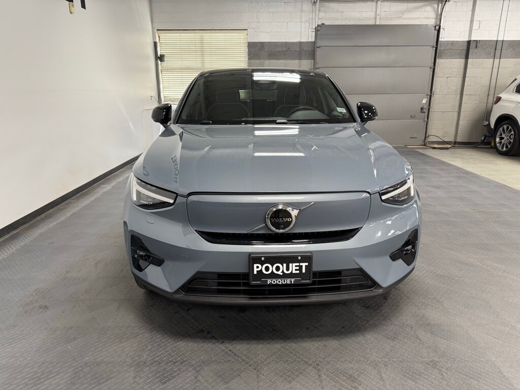 2023 Volvo C40 Recharge Ultimate photo 2