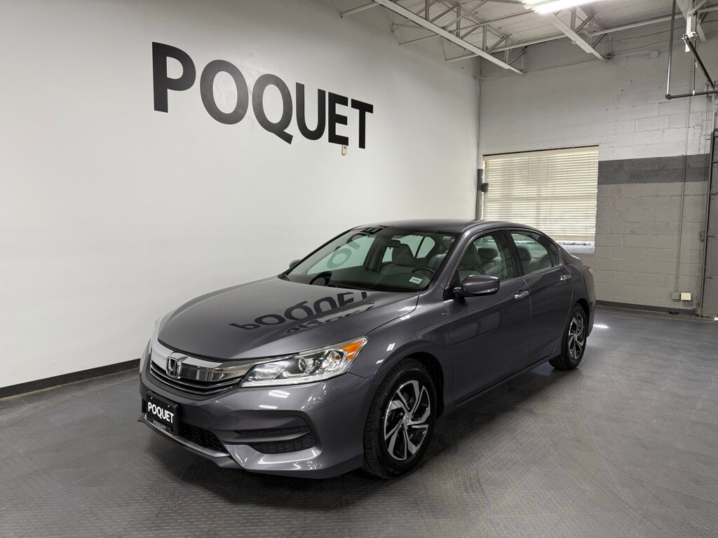 2017 Honda Accord LX photo 2