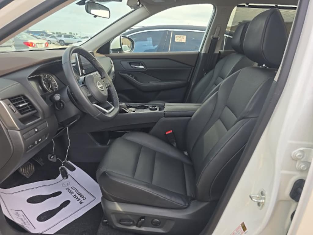 Used 2023 Nissan Rogue SV SUV