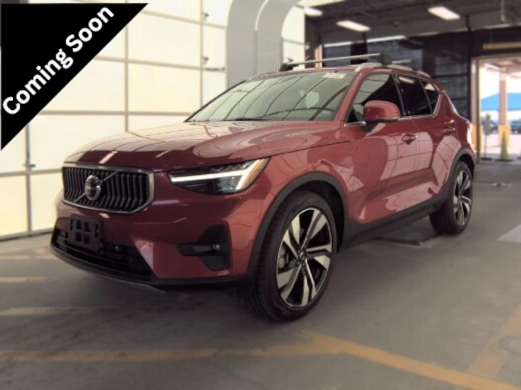 Used 2023 Volvo XC40 Ultimate SUV