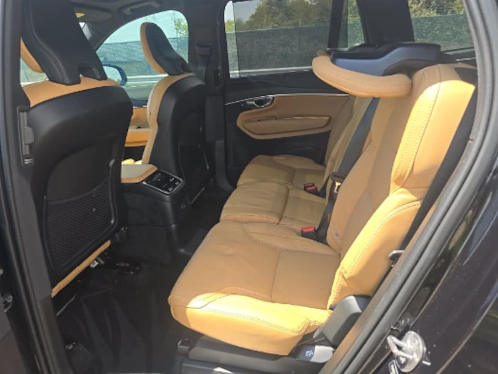 Used 2024 Volvo XC90 Recharge Plug-In Hybrid Ultimate SUV
