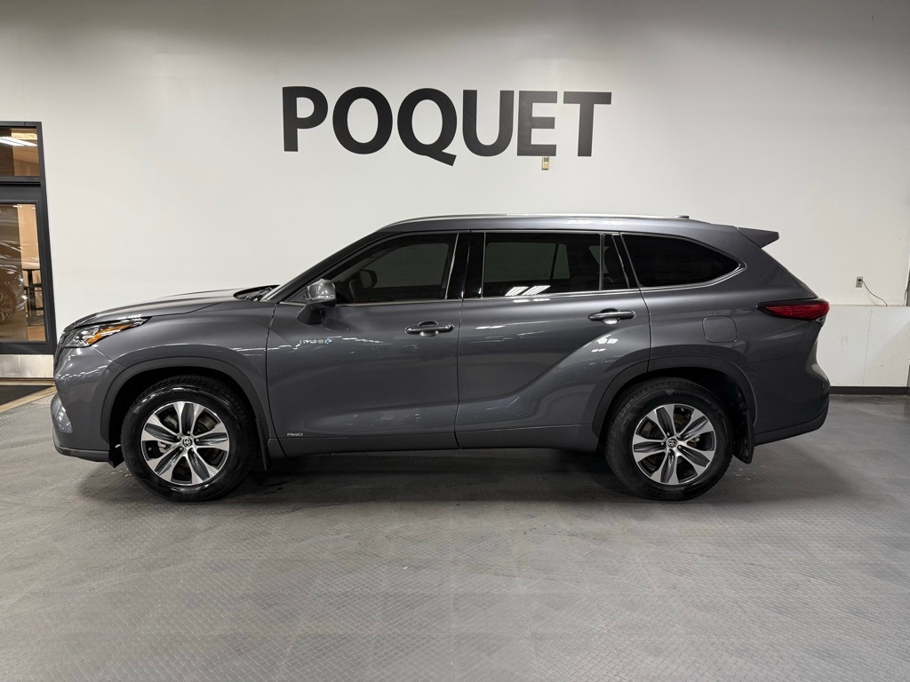 Used 2020 Toyota Highlander Hybrid XLE SUV