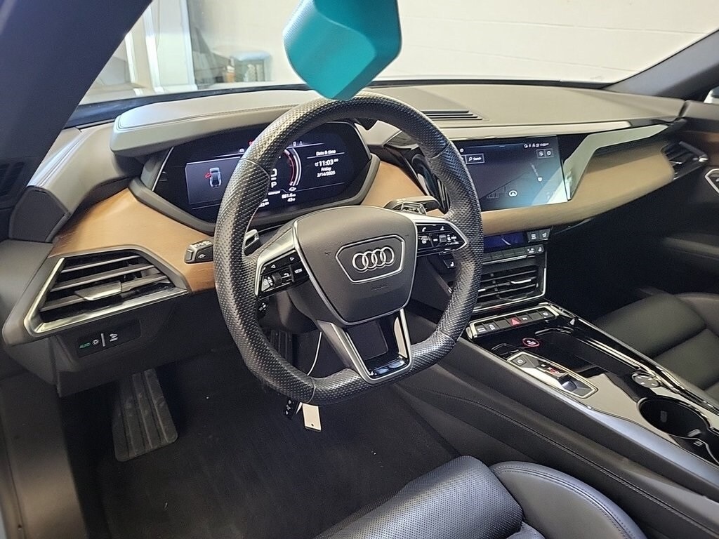 2022 Audi e-tron GT Premium Plus photo 4