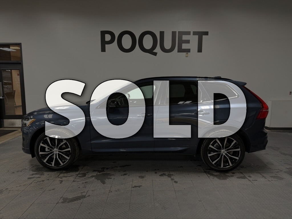 2023 Volvo XC60 Plus's photo