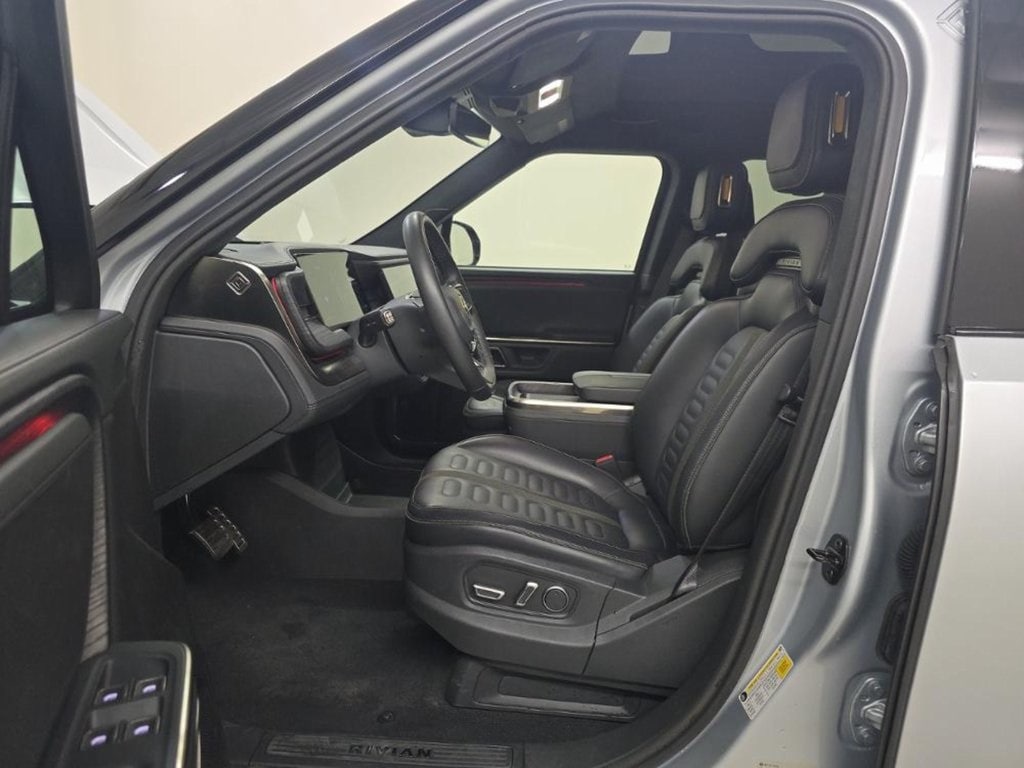 Used 2024 Rivian R1S Adventure SUV