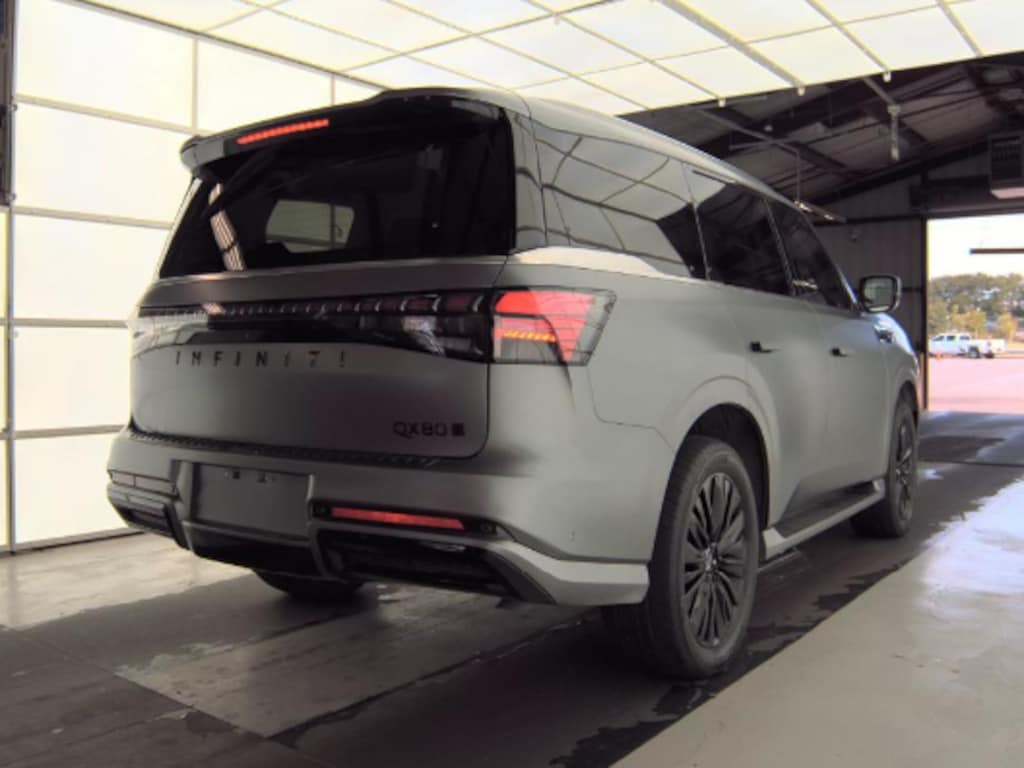 Used 2025 INFINITI QX80 Sensory SUV