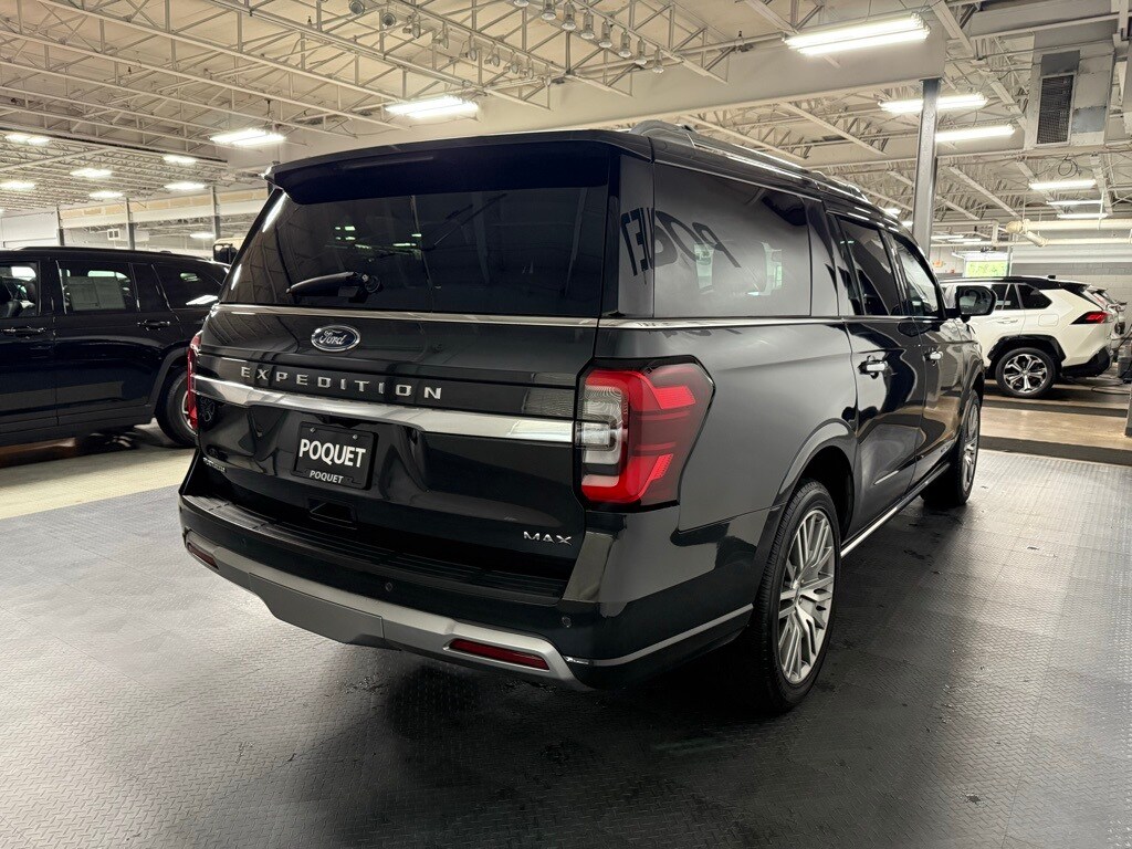 2022 Ford Expedition MAX Platinum photo 4