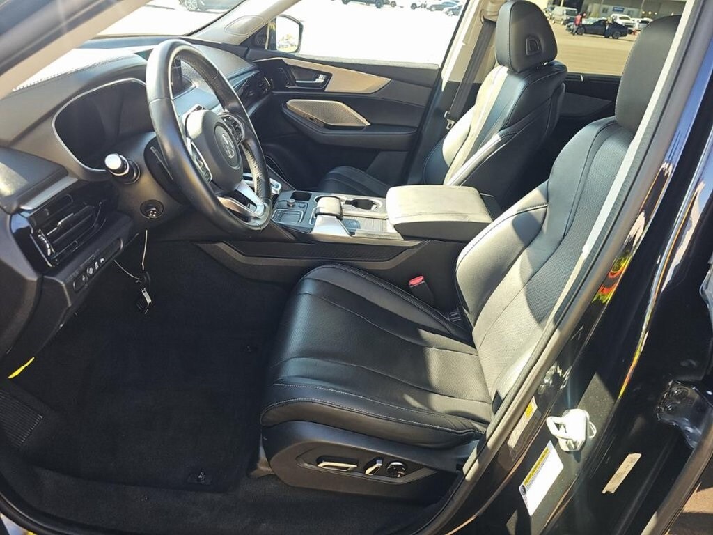 2023 Acura MDX SH-AWD Technology photo 3
