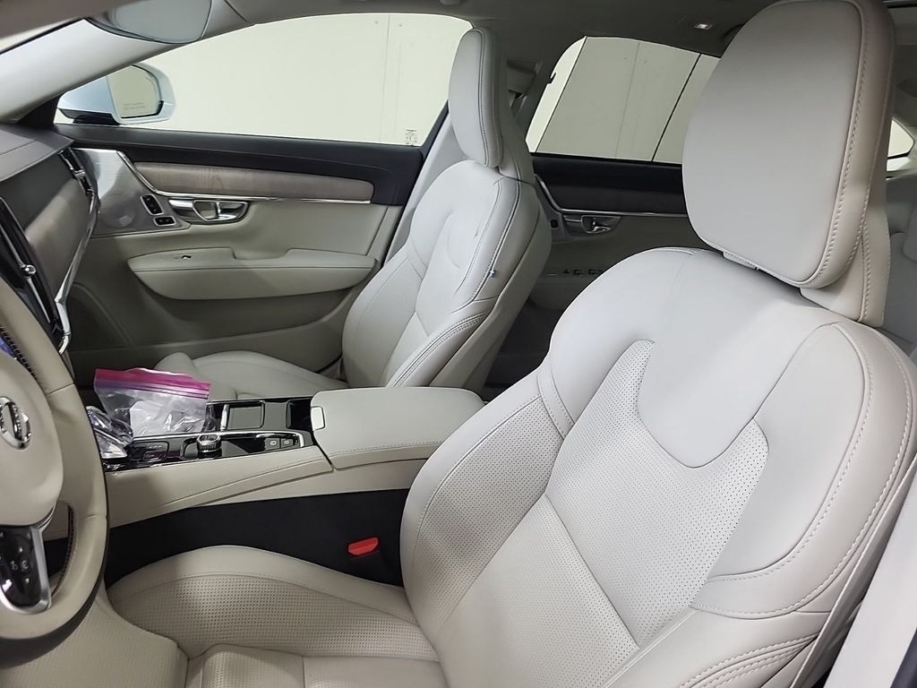 Used 2024 Volvo S90 Recharge Plug-In Hybrid Ultimate Sedan