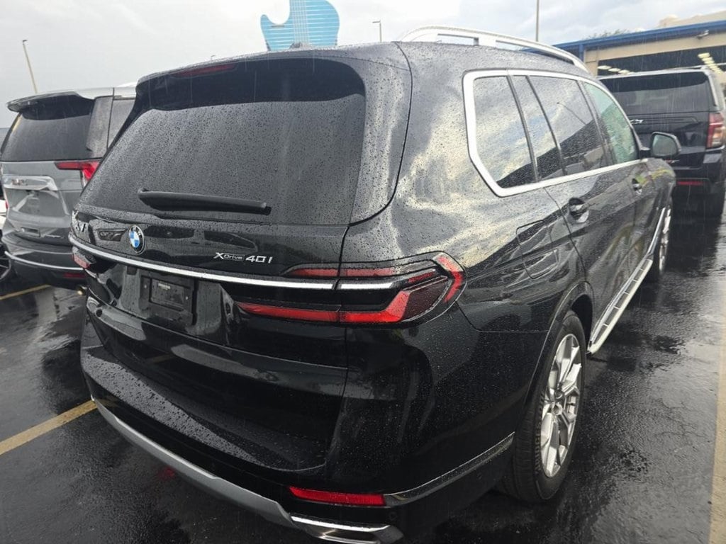 Used 2023 BMW X7 xDrive40i SUV