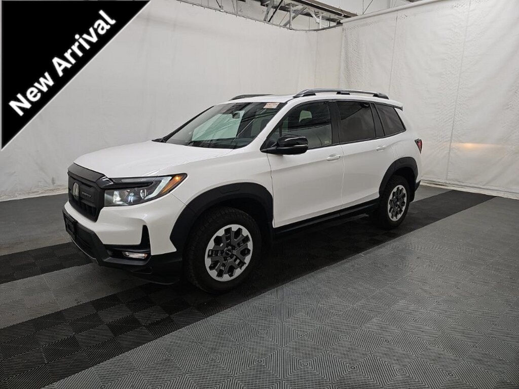 Used 2024 Honda Passport TrailSport SUV