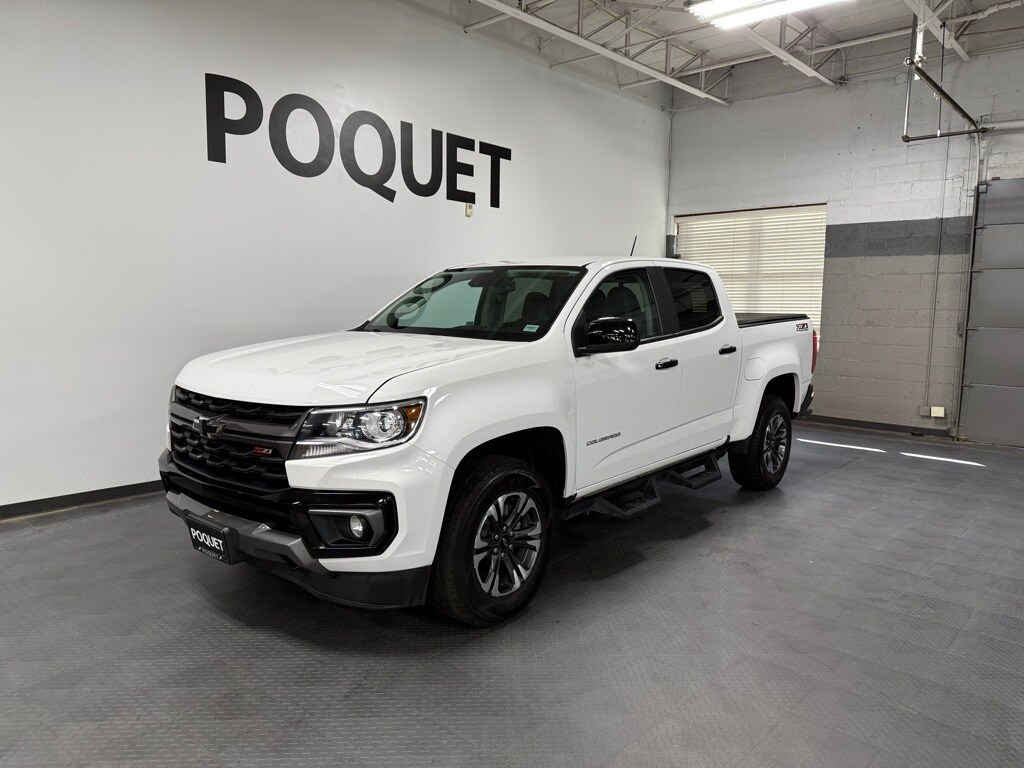 2022 Chevrolet Colorado Z71 photo 2