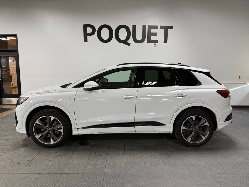 2024 Audi Q4 e-tron Prestige's photo
