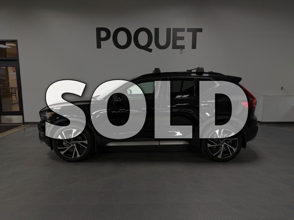 Used 2020 Volvo XC40 R-Design SUV