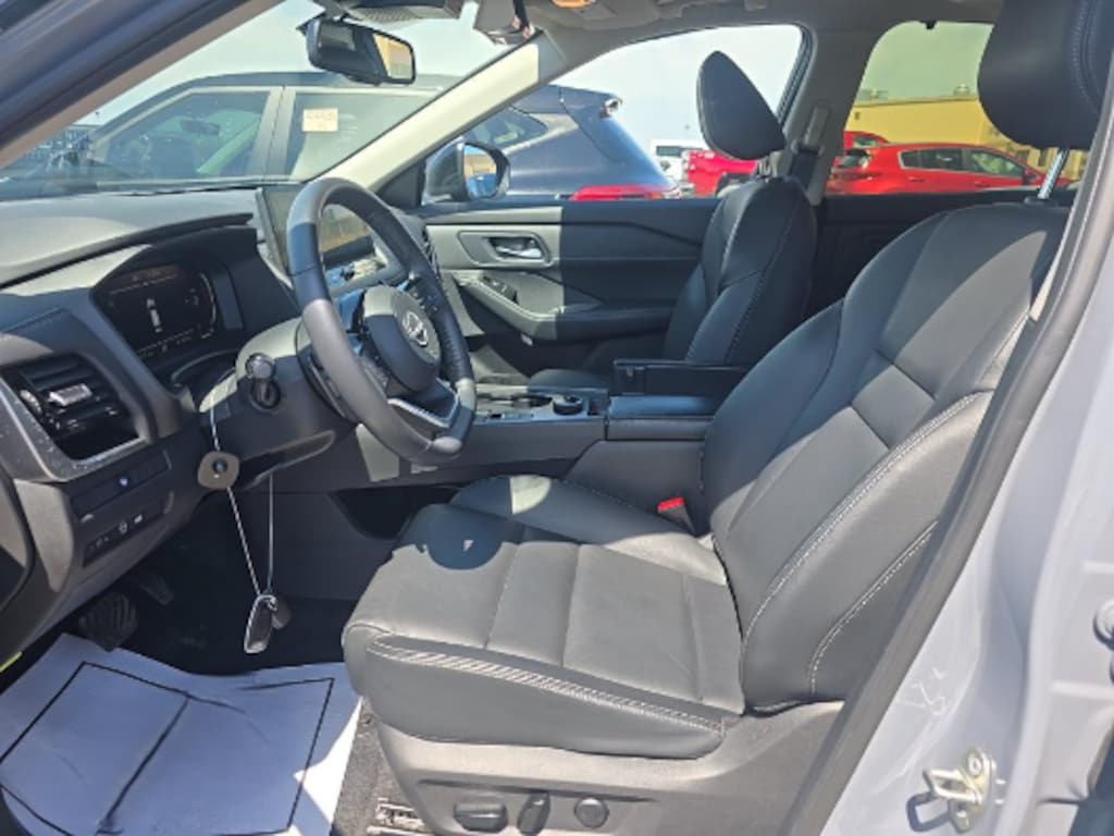 Used 2024 Nissan Rogue SL SUV