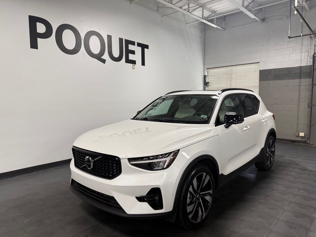 Used 2023 Volvo XC40 Ultimate SUV