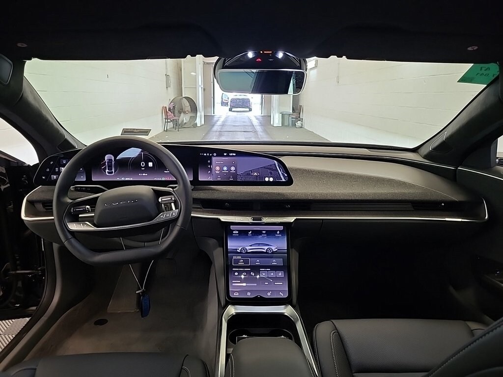 2024 Lucid Air Touring photo 4
