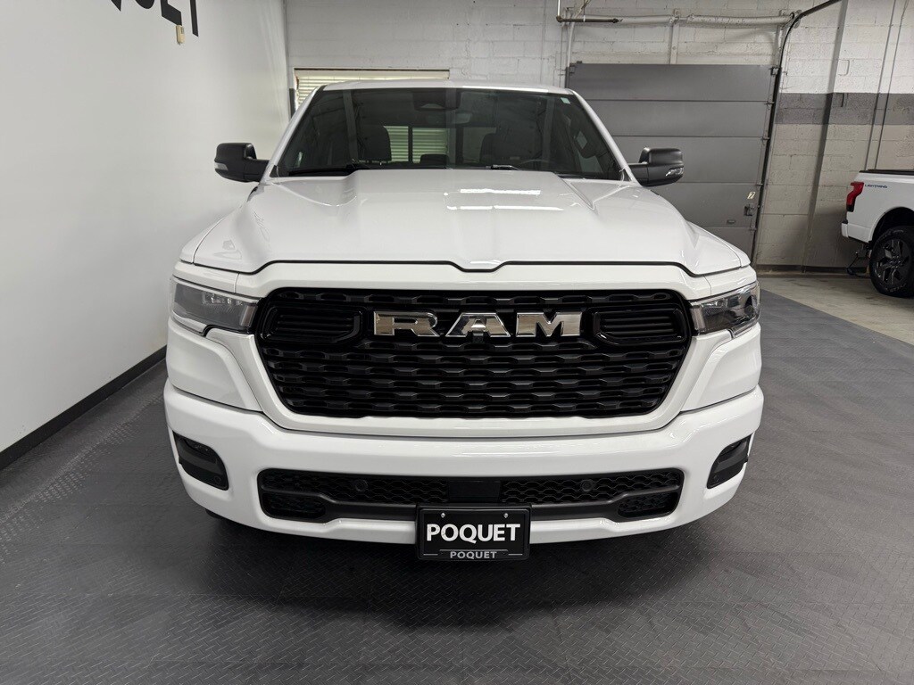 2025 Ram 1500 Big Horn Lone Star photo 3