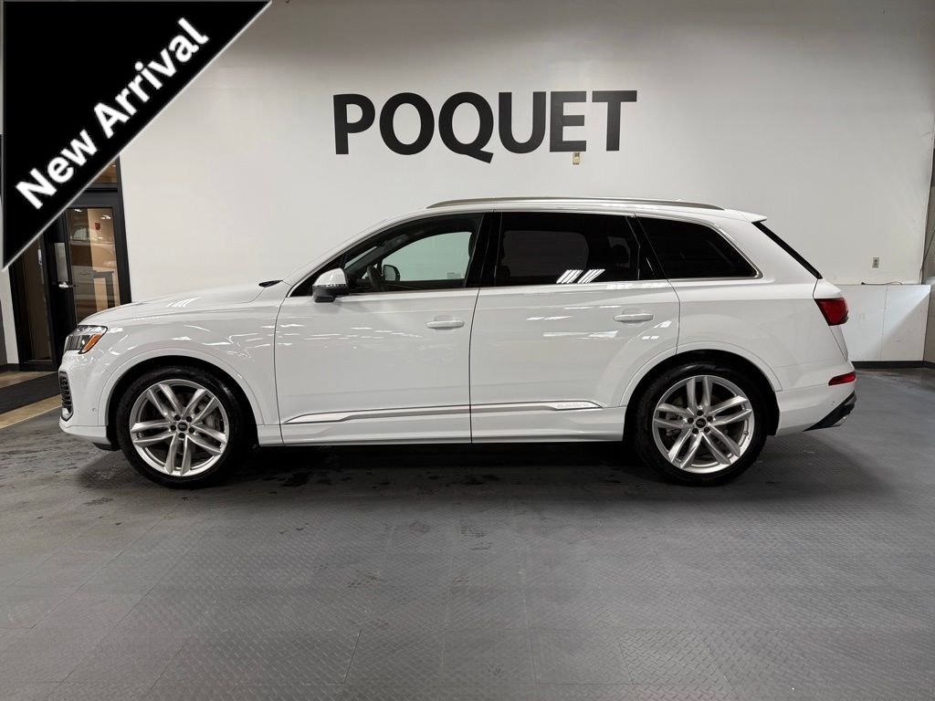 2025 Audi Q7 55 Premium Plus quattro Tiptronic's photo