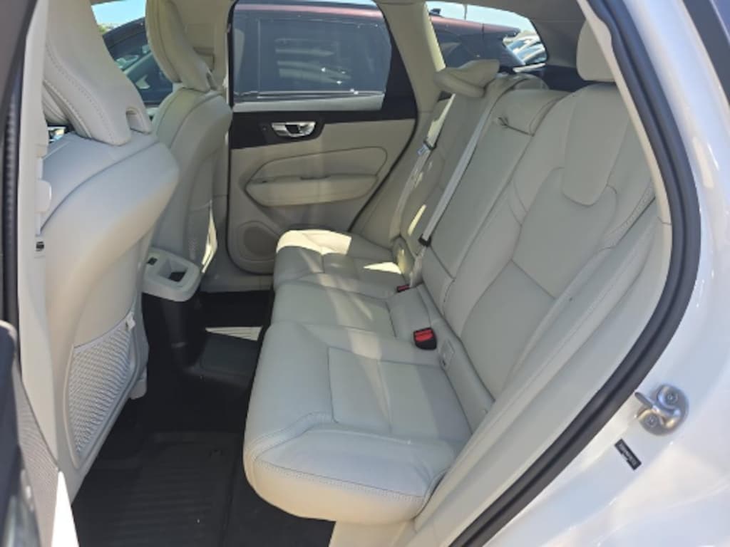 Used 2024 Volvo XC60 Recharge Plug-In Hybrid Ultimate SUV
