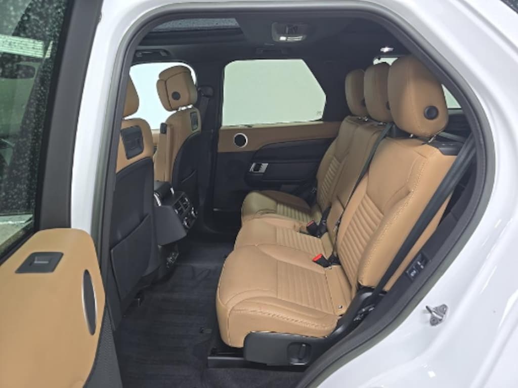 Used 2023 Land Rover Discovery Metropolitan Edition SUV