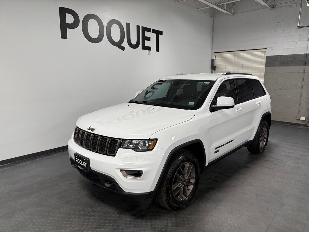 Used 2016 Jeep Grand Cherokee Laredo SUV