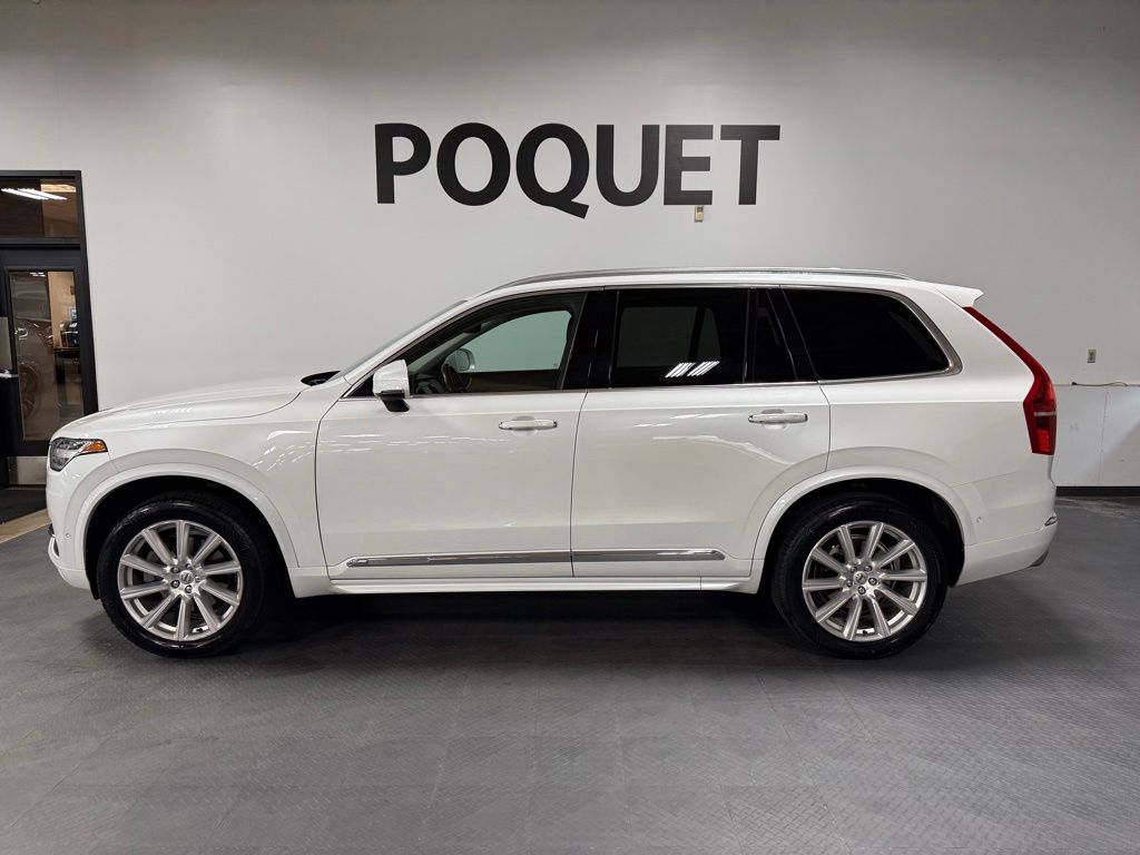 2017 Volvo XC90 T6 AWD Inscription's photo