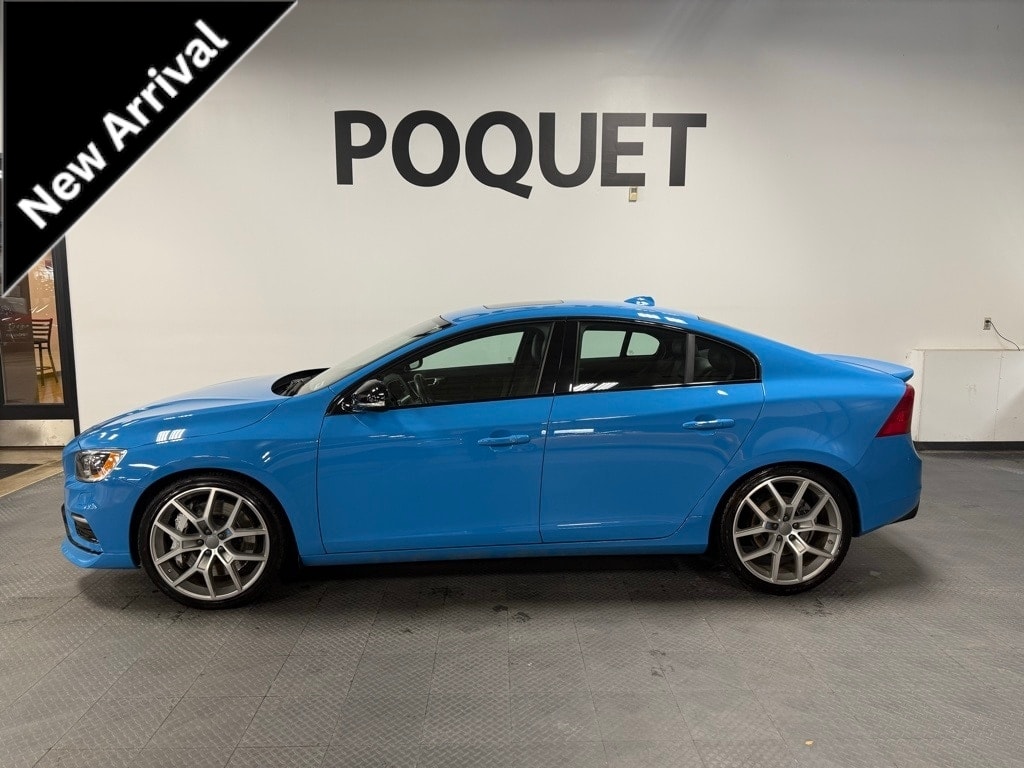 Used 2016 Volvo S60 T6 R-Design Platinum Sedan