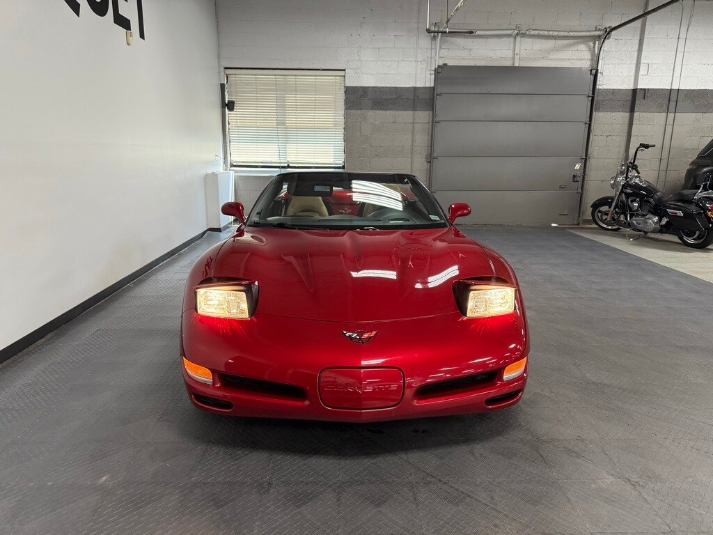 2004 Chevrolet Corvette Base Convertible photo 4