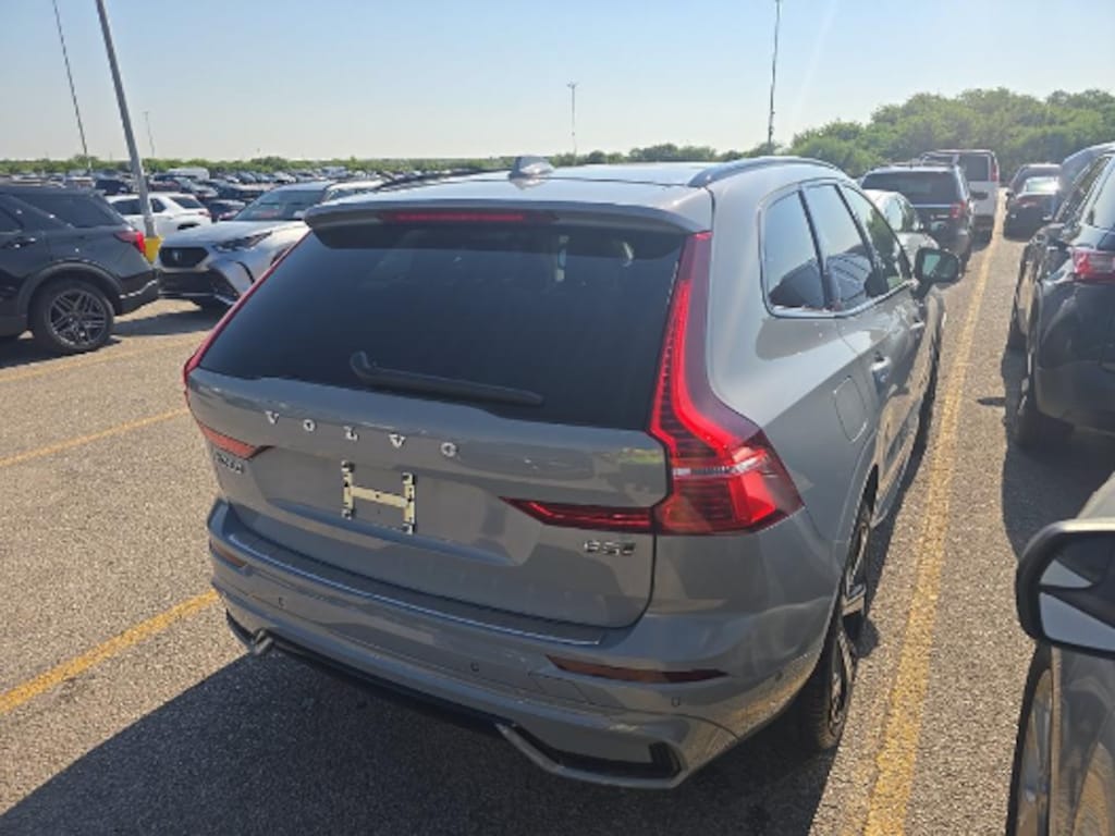 Used 2025 Volvo XC60 B5 Ultra SUV