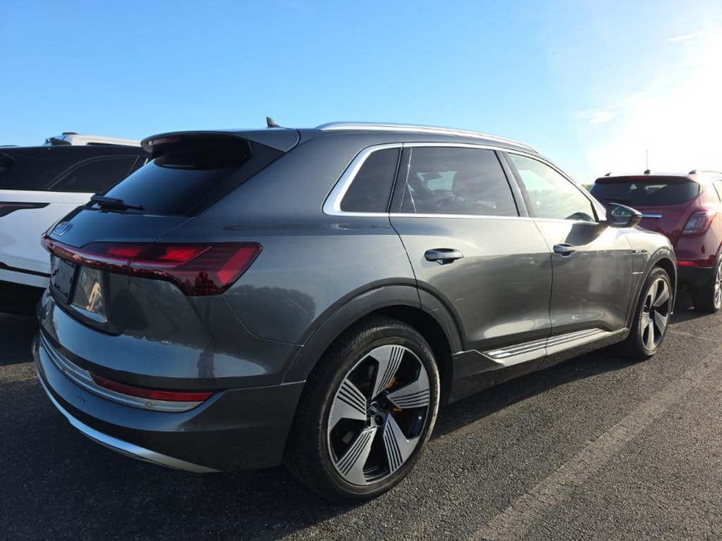Used 2019 Audi e-tron Prestige SUV